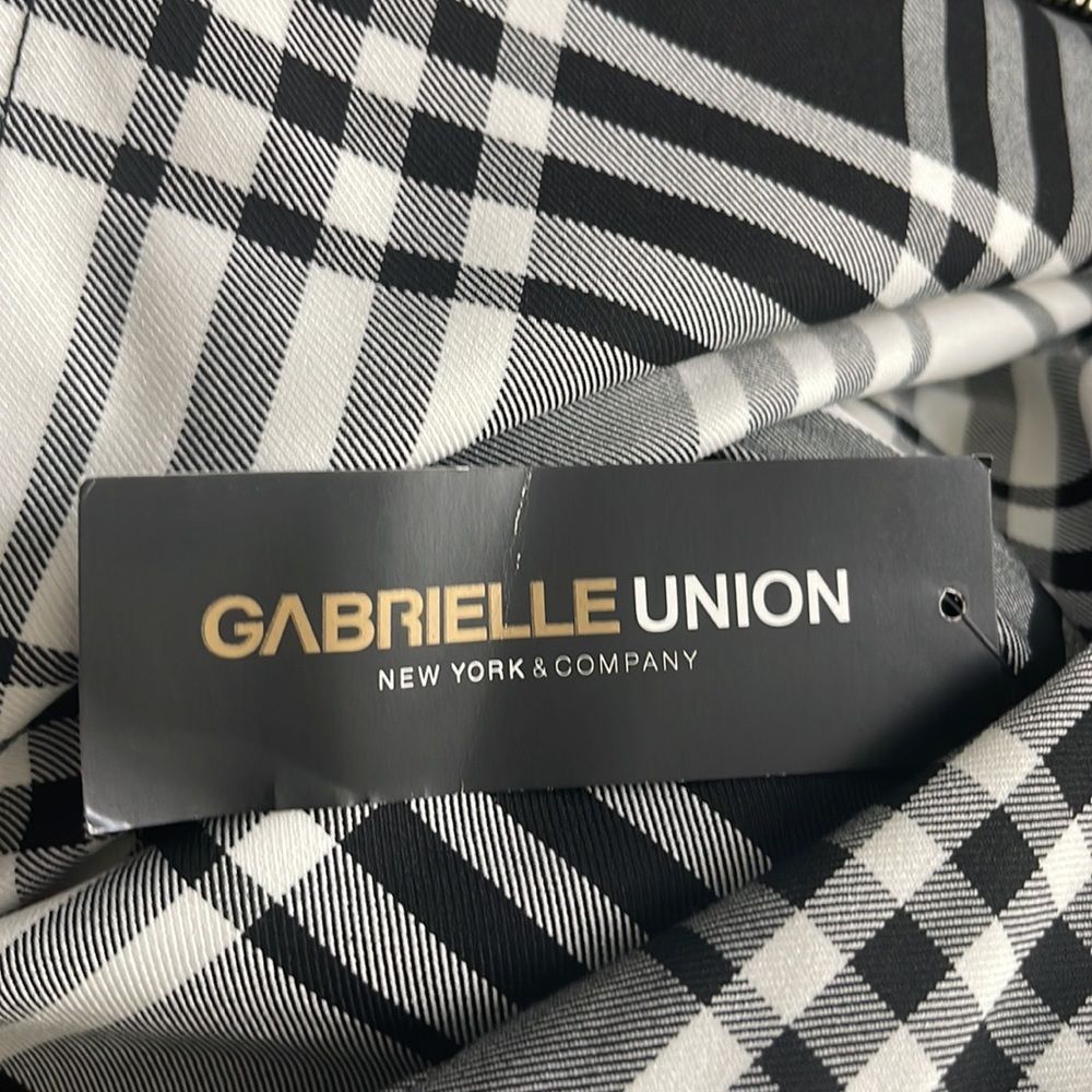 New‎ York & Company Gabrielle Union Romper - Picture 6 of 6